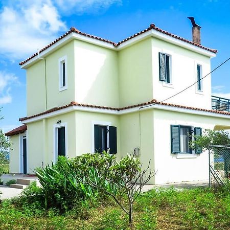 Villa Rania: Ευάερη Βίλα Με Θέα Τη Θάλασσα Lixouri Exterior photo