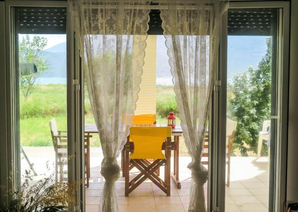 Villa Rania: Ευάερη Βίλα Με Θέα Τη Θάλασσα Lixouri Exterior photo