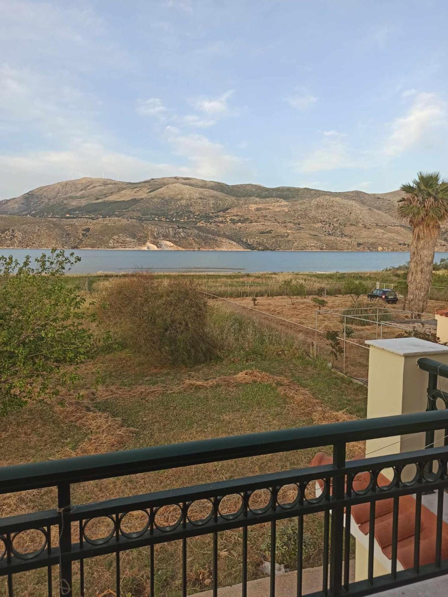 Villa Rania: Ευάερη Βίλα Με Θέα Τη Θάλασσα Lixouri Exterior photo